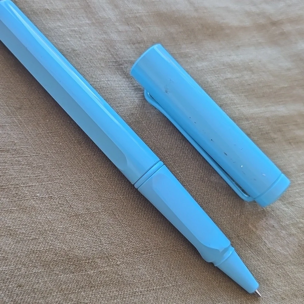 ❤️BUY 10 GET 5 FREE  LAMY Safari Rollerball, Aquasky, Size 6.25